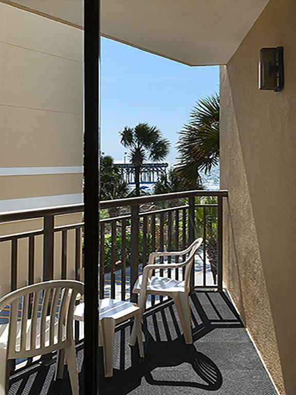 Holiday Pavilion Resort On The Boardwalk Myrtle Beach Exteriör bild